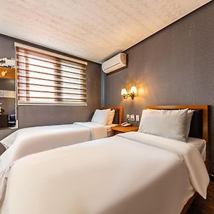Budget Twin Room